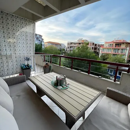Elegant Near - Terrace & Parking Appartement Nessebar